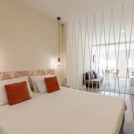 Feel At - Largo Do Paco * 브라가