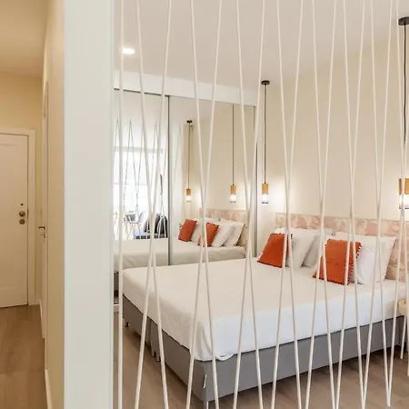 Feel At - Largo Do Paco *