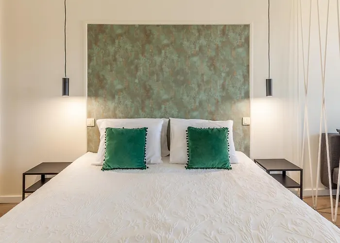 Feel At - Largo Do Paco * Braga